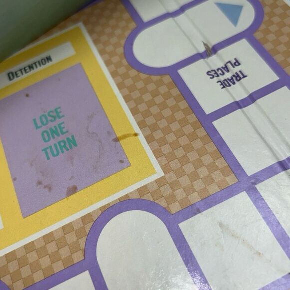 1988 Vintage Sweet Valley High Game by Milton Bradley COMPLETE - Picture 3 of 9